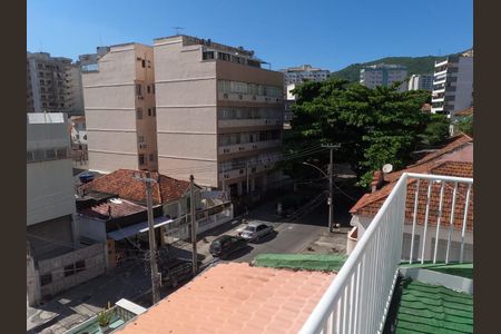 Casa à venda com 250m², 3 quartos e 1 vaga