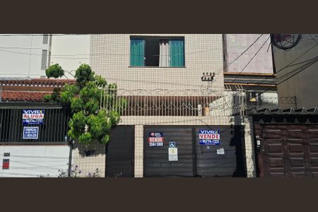 Casa à venda com 250m², 3 quartos e 1 vaga