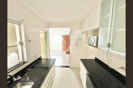 Casa de condomínio para alugar com 56m², 2 quartos e 1 vagaCozinha