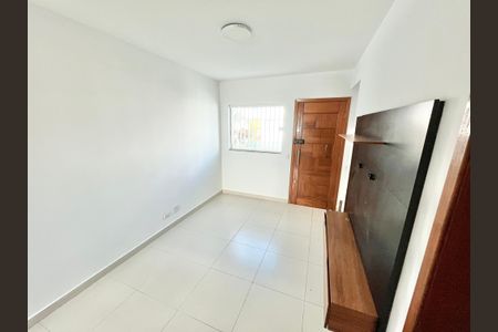Sala de casa de condomínio para alugar com 2 quartos, 56m² em Imirim, São Paulo