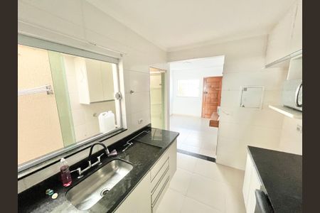 Cozinha de casa de condomínio para alugar com 2 quartos, 56m² em Imirim, São Paulo