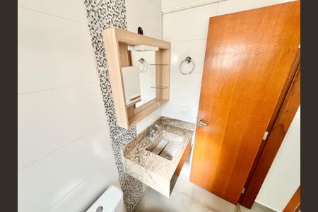 Casa de condomínio para alugar com 56m², 2 quartos e 1 vagaBanheiro