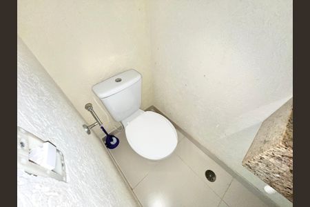 Casa de condomínio para alugar com 56m², 2 quartos e 1 vagaLavabo