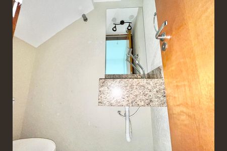 Casa de condomínio para alugar com 56m², 2 quartos e 1 vagaLavabo