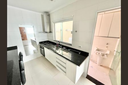 Cozinha de casa de condomínio para alugar com 2 quartos, 56m² em Imirim, São Paulo