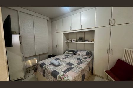 Apartamento à venda com 105m², 3 quartos e 2 vagasQuarto 2