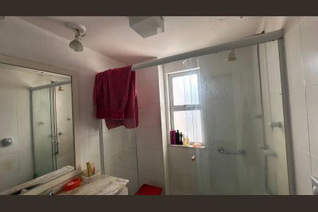 Apartamento à venda com 105m², 3 quartos e 2 vagasBanheiro do Quarto 2