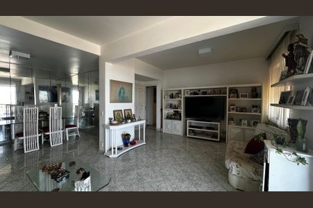Apartamento à venda com 105m², 3 quartos e 2 vagasSala