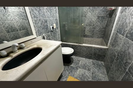 Apartamento à venda com 105m², 3 quartos e 2 vagasBanheiro