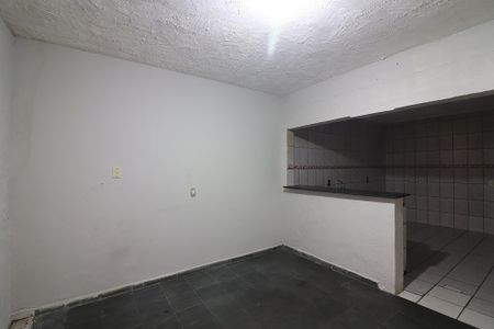 Casa para alugar com 64m², 1 quarto e 1 vagaSala 