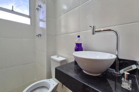 Apartamento para alugar com 49m², 2 quartos e 1 vaga Apartamento para alugar com 49m², 2 quartos e 1 vagaBanheiro