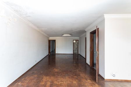 Apartamento à venda com 244m², 2 quartos e 1 vagaSala