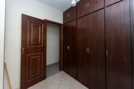 Apartamento à venda com 244m², 2 quartos e 1 vagaÁrea de Serviço