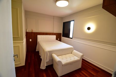 Apartamento à venda com 240m², 3 quartos e 3 vagasQuarto 3 - Suíte