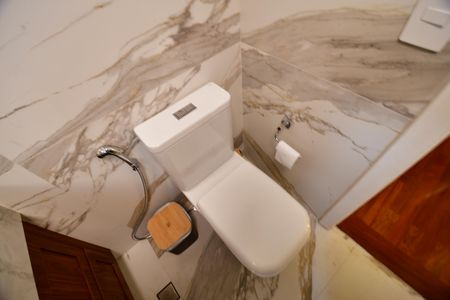 Apartamento à venda com 240m², 3 quartos e 3 vagasBanheiro Suíte