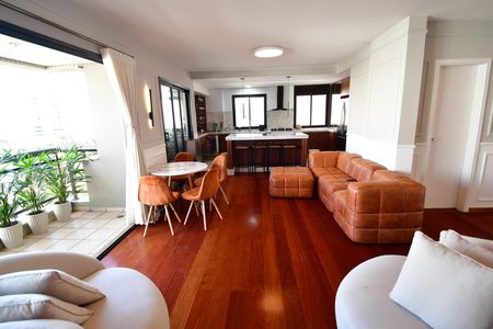 Apartamento à venda com 240m², 3 quartos e 3 vagasSala