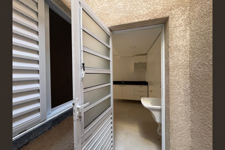 Apartamento para alugar com 29m², 1 quarto e sem vagaQuintal