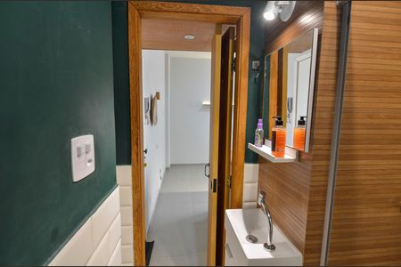 Studio para alugar com 25m², 1 quarto e sem vaga Studio para alugar com 25m², 1 quarto e sem vagaBanheiro