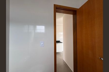Apartamento para alugar com 37m², 1 quarto e sem vaga Apartamento para alugar com 37m², 1 quarto e sem vagaBanheiro
