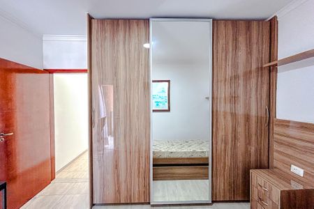 Casa à venda com 180m², 3 quartos e 5 vagasSuíte 3