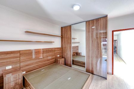 Casa à venda com 180m², 3 quartos e 5 vagasSuíte 1