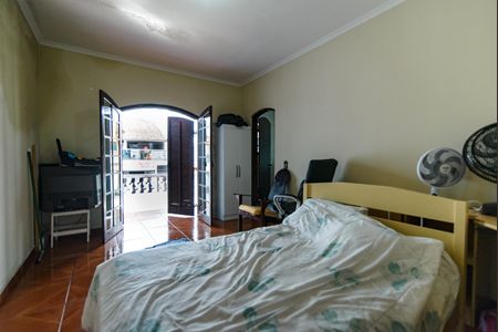 Casa à venda com 3 quartos, 135m² em Jardim Las Vegas, Santo André