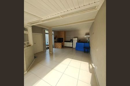 Casa à venda com 216m², 3 quartos e 3 vagasÁrea externa