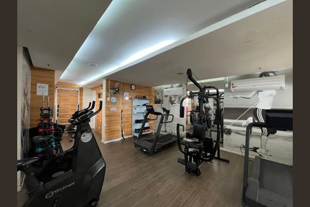 Apartamento à venda com 119m², 3 quartos e 1 vaga Apartamento à venda com 119m², 3 quartos e 1 vagaÁrea comum - Academia