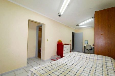 Casa à venda com 240m², 3 quartos e 3 vagas Casa à venda com 240m², 3 quartos e 3 vagasFoto 05