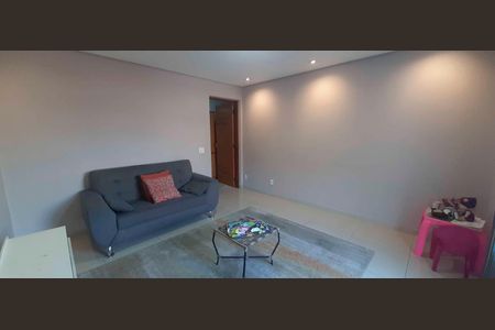 Casa para alugar com 3 quartos, 142m² em Umuarama, Osasco