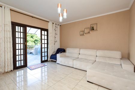 Casa à venda com 3 quartos, 195m² em Vila Junqueira, Santo André