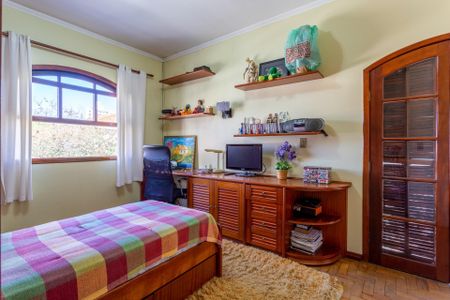 Casa à venda com 3 quartos, 160m² em Vila Congonhas, São Paulo