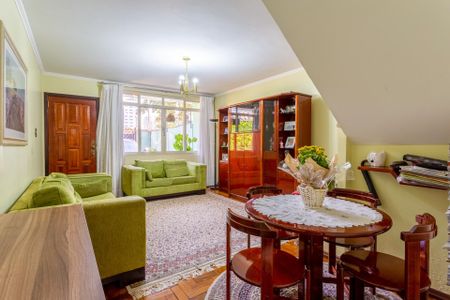 Casa à venda com 3 quartos, 160m² em Vila Congonhas, São Paulo