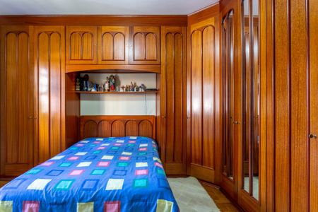 Casa à venda com 3 quartos, 160m² em Vila Congonhas, São Paulo
