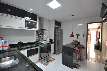 Casa à venda com 85m², 3 quartos e 2 vagasCozinha