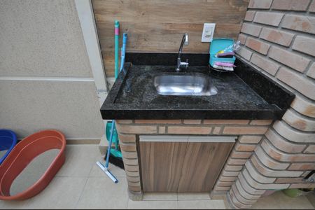 Casa à venda com 85m², 3 quartos e 2 vagasÁrea de serviço