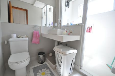 Casa à venda com 85m², 3 quartos e 2 vagasBanheiro do Quarto Suíte