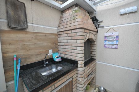 Casa à venda com 85m², 3 quartos e 2 vagasChurrasqueira