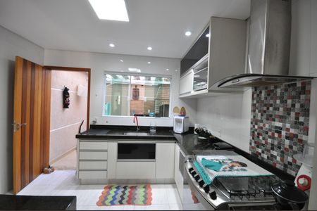 Casa à venda com 85m², 3 quartos e 2 vagasCozinha