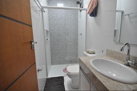 Casa à venda com 85m², 3 quartos e 2 vagasBanheiro Social