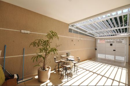 Casa à venda com 85m², 3 quartos e 2 vagasGaragem