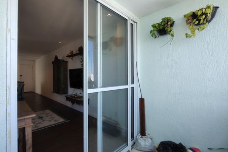 Apartamento à venda com 77m², 2 quartos e 1 vagaVaranda da Sala