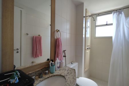 Apartamento à venda com 77m², 2 quartos e 1 vagaBanheiro da Suíte 