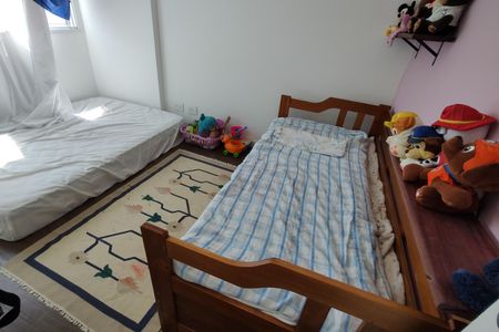 Apartamento à venda com 77m², 2 quartos e 1 vagaSuíte