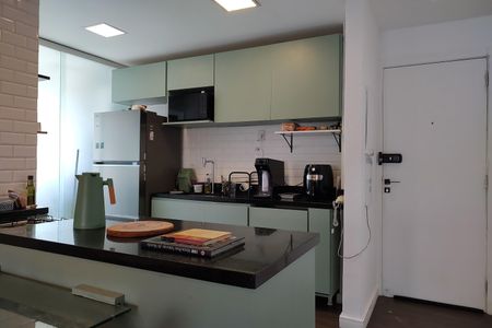Apartamento à venda com 77m², 2 quartos e 1 vagaCozinha 