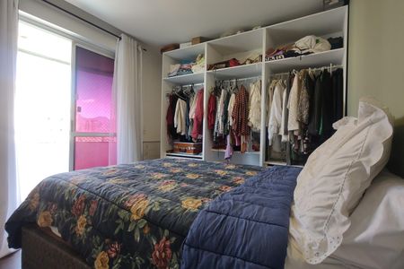 Apartamento à venda com 77m², 2 quartos e 1 vagaSuíte 2