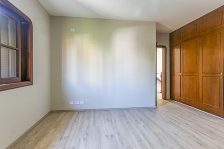 Casa à venda com 4 quartos, 275m² em Vila Mariana, São Paulo