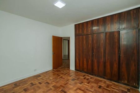 Casa à venda com 3 quartos, 220m² em Campo Belo, São Paulo