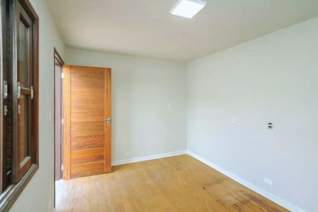 Casa à venda com 3 quartos, 220m² em Campo Belo, São Paulo