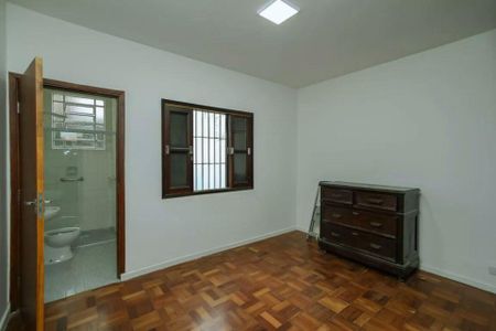 Casa à venda com 3 quartos, 220m² em Campo Belo, São Paulo